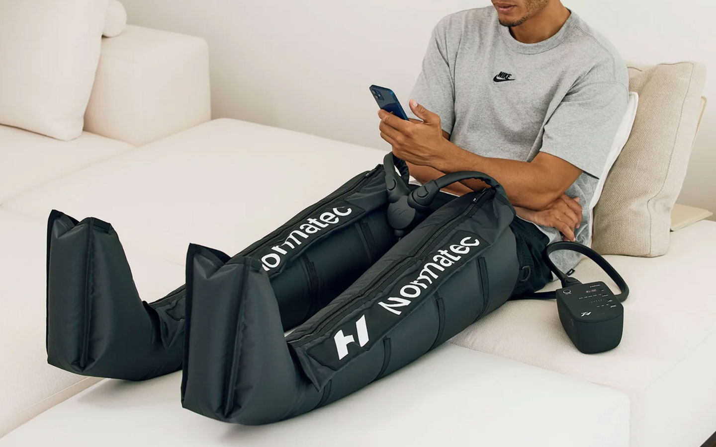 Compression Boot Booking